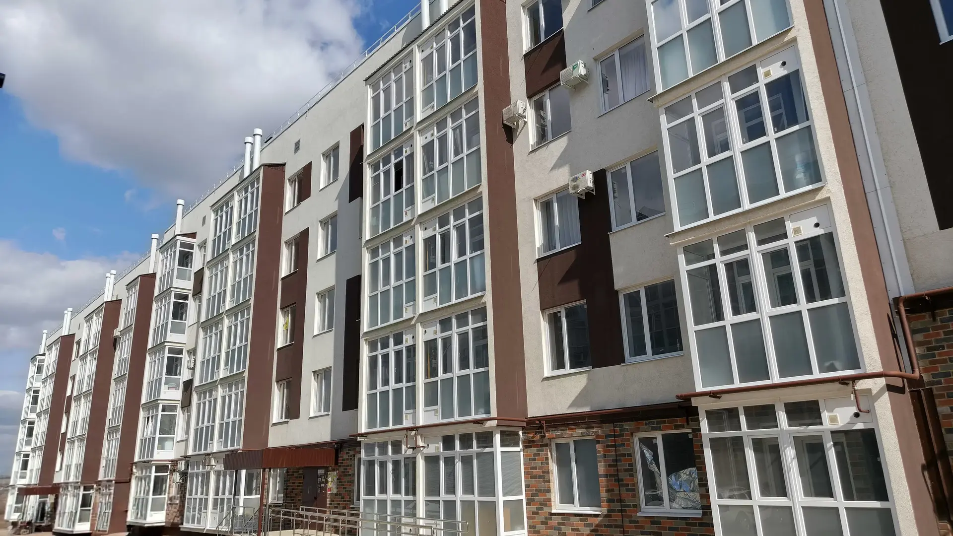 Новостройка: По ул. Грибоедова от застройщика Лидер-Строй, Михайловск — визуализация жилого комплекса (фото 6)