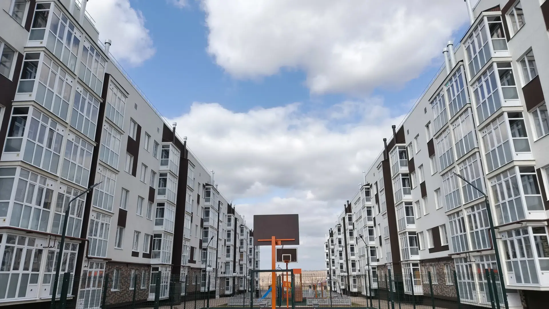Новостройка: По ул. Грибоедова от застройщика Лидер-Строй, Михайловск — визуализация жилого комплекса (фото 7)