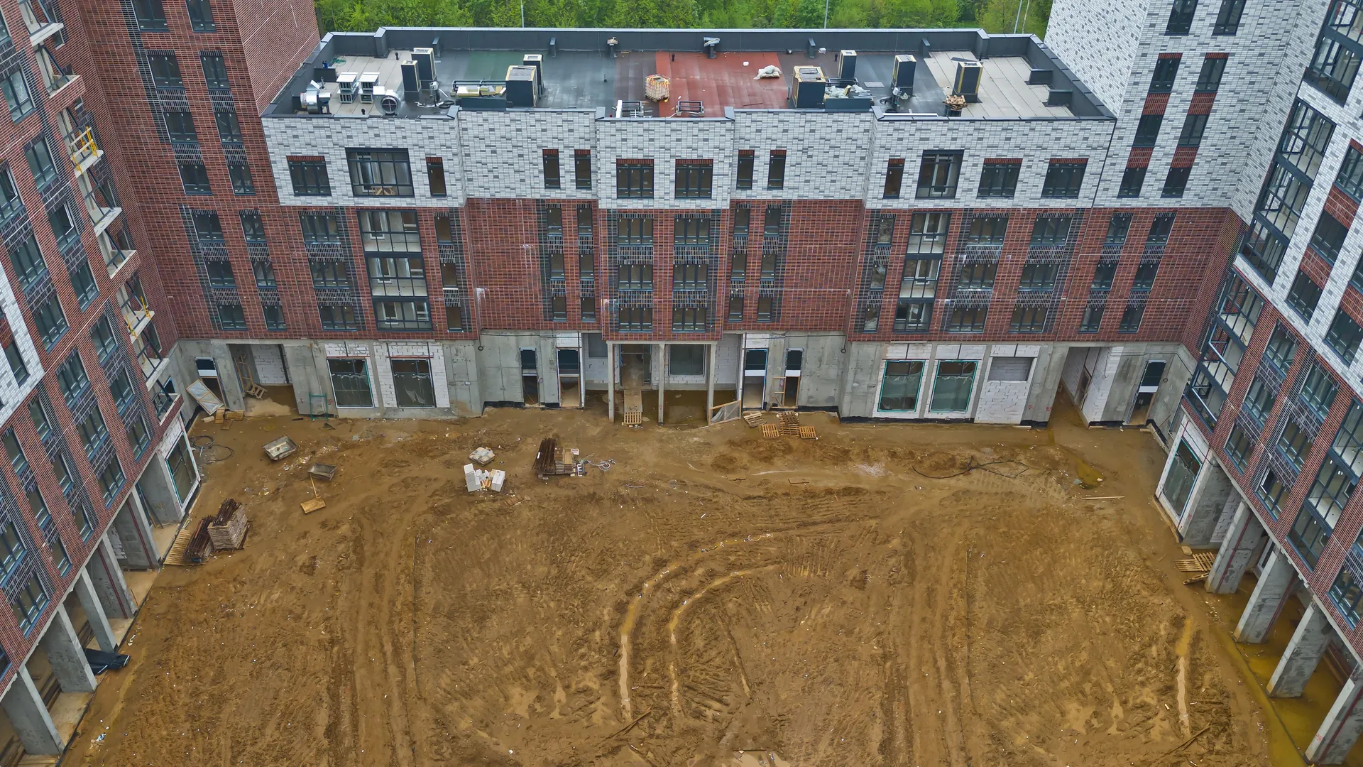 Ход строительства новостройки 1-й Ясеневский от застройщика ФСК: фото за Май,2026 — (фото 1)