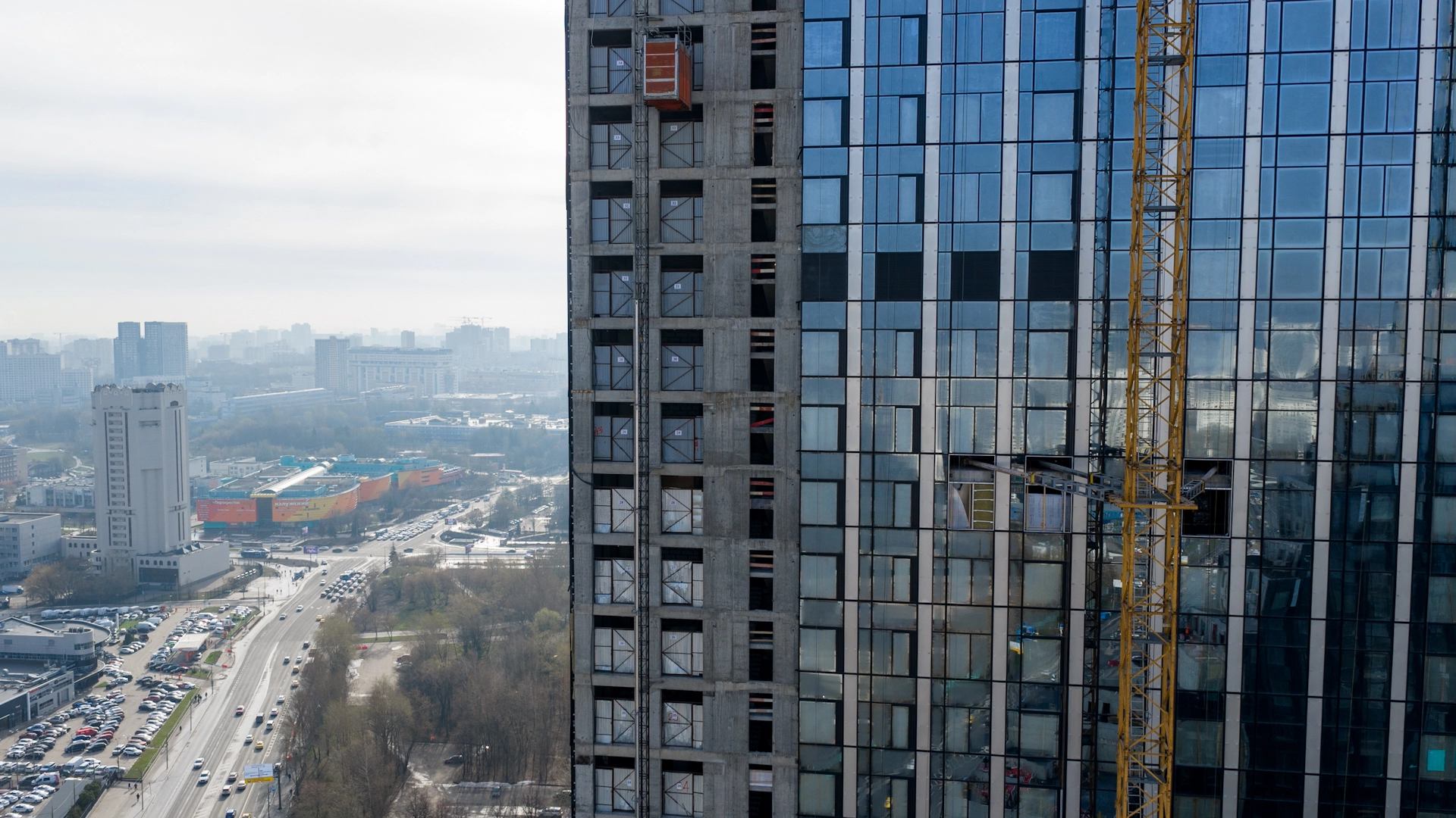 Ход строительства новостройки Обручева 30 от застройщика ЛСР: фото за Апрель,2026 — (фото 1)