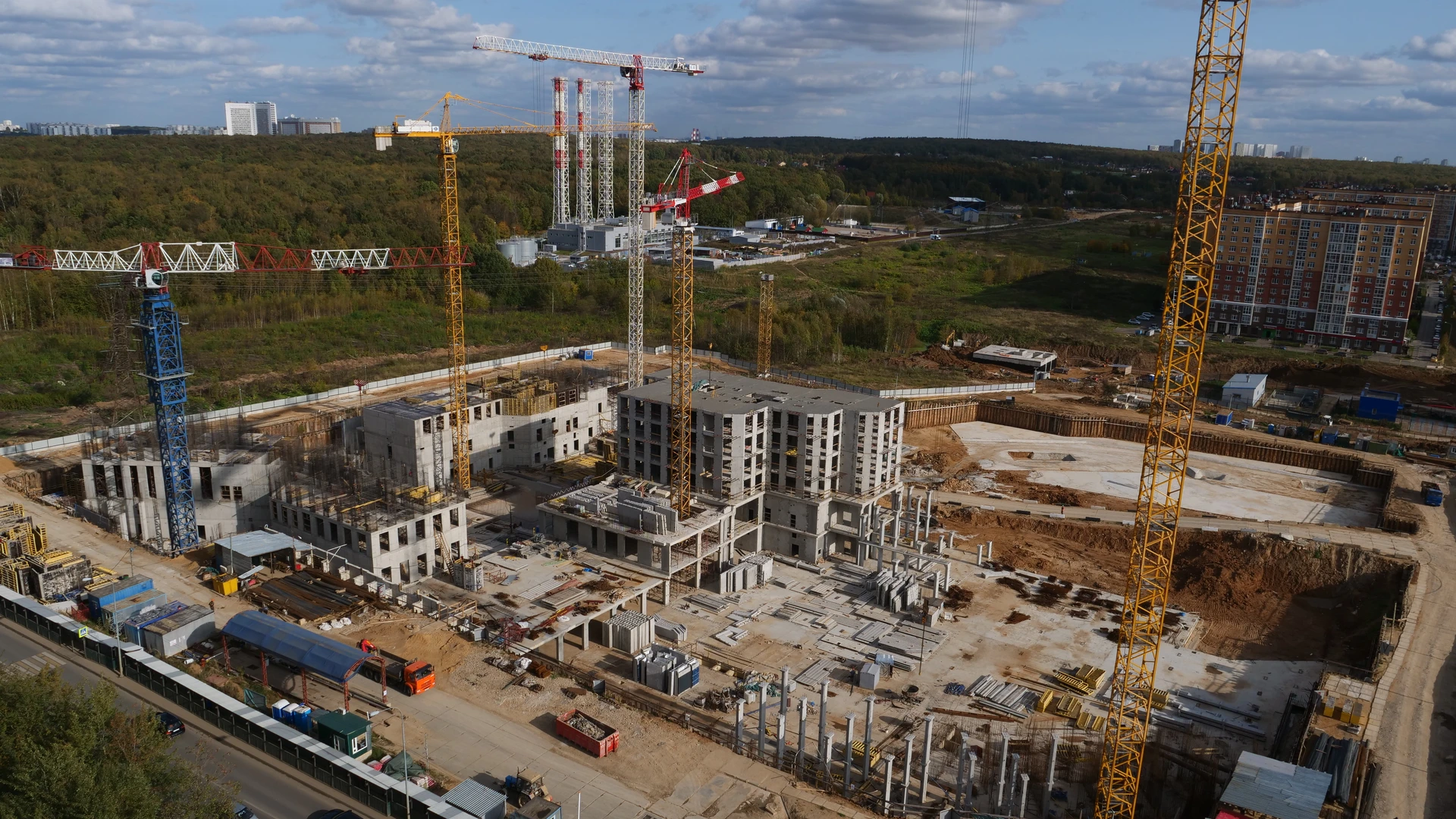 Ход строительства новостройки Новая Звезда II от застройщика Крост: фото за Октябрь,2023 — (фото 1)