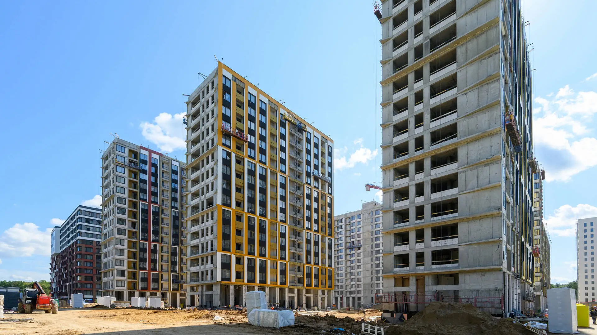 Ход строительства новостройки Левел Лесной от застройщика Level Group: фото за Август,2026 — (фото 1)