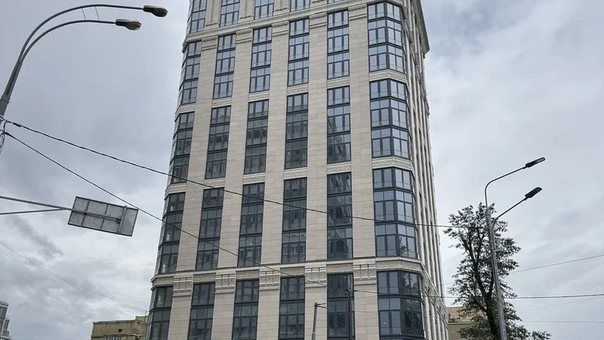 Ход строительства новостройки Деко Резиденс от застройщика Tashir Estate: фото за Июнь,2026 — (фото 1)