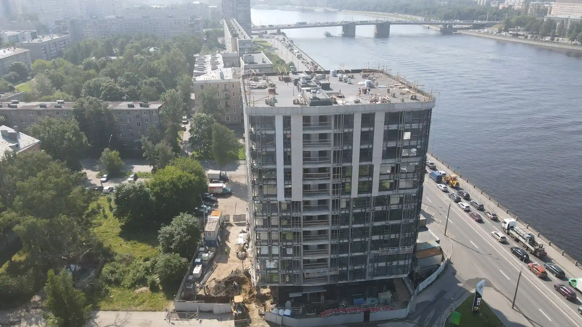 Ход строительства новостройки Лайф Апарт Октябрьская от застройщика MLD Group: фото за Июль,2025 — (фото 1)