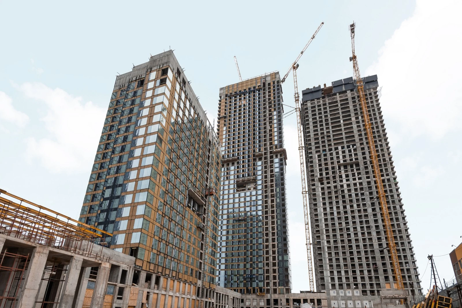 Ход строительства новостройки Апсайд Тауерс от застройщика Upside Development: фото за Август,2026 — (фото 1)