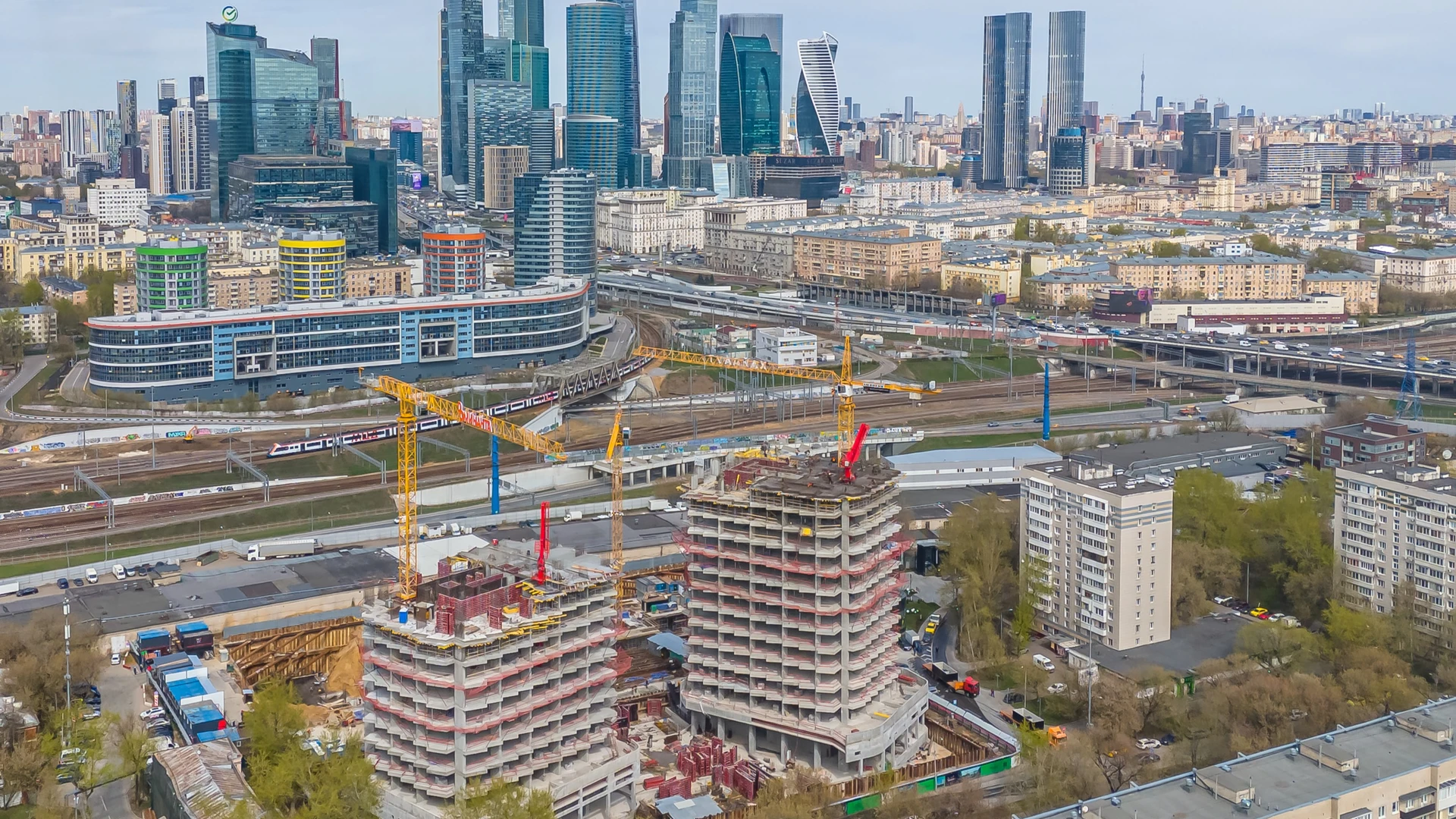 Ход строительства новостройки Хайдаут от застройщика Dominanta: фото за Апрель,2026 — (фото 1)