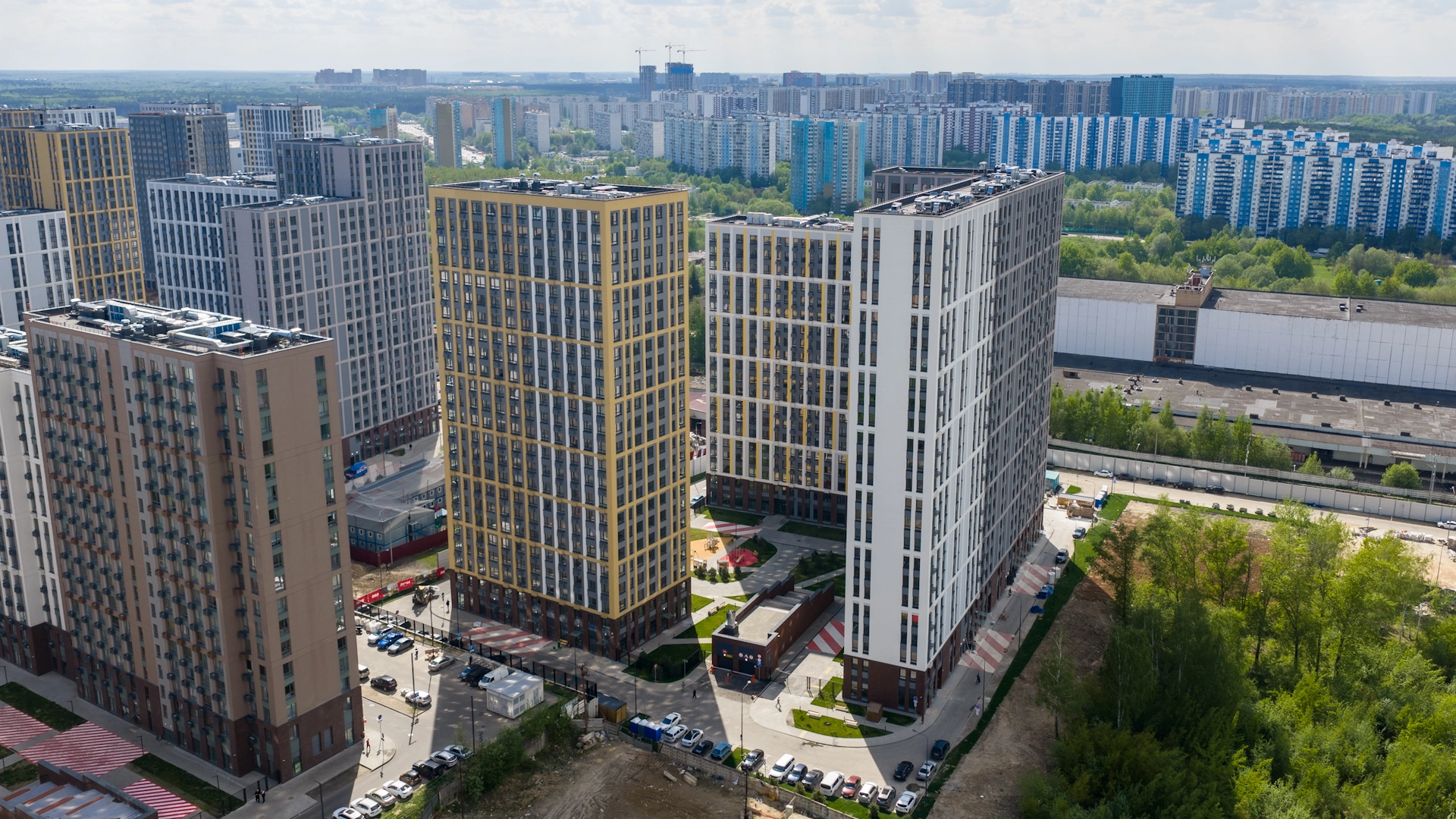 Ход строительства новостройки Лучи от застройщика ЛСР: фото за Май,2026 — (фото 1)
