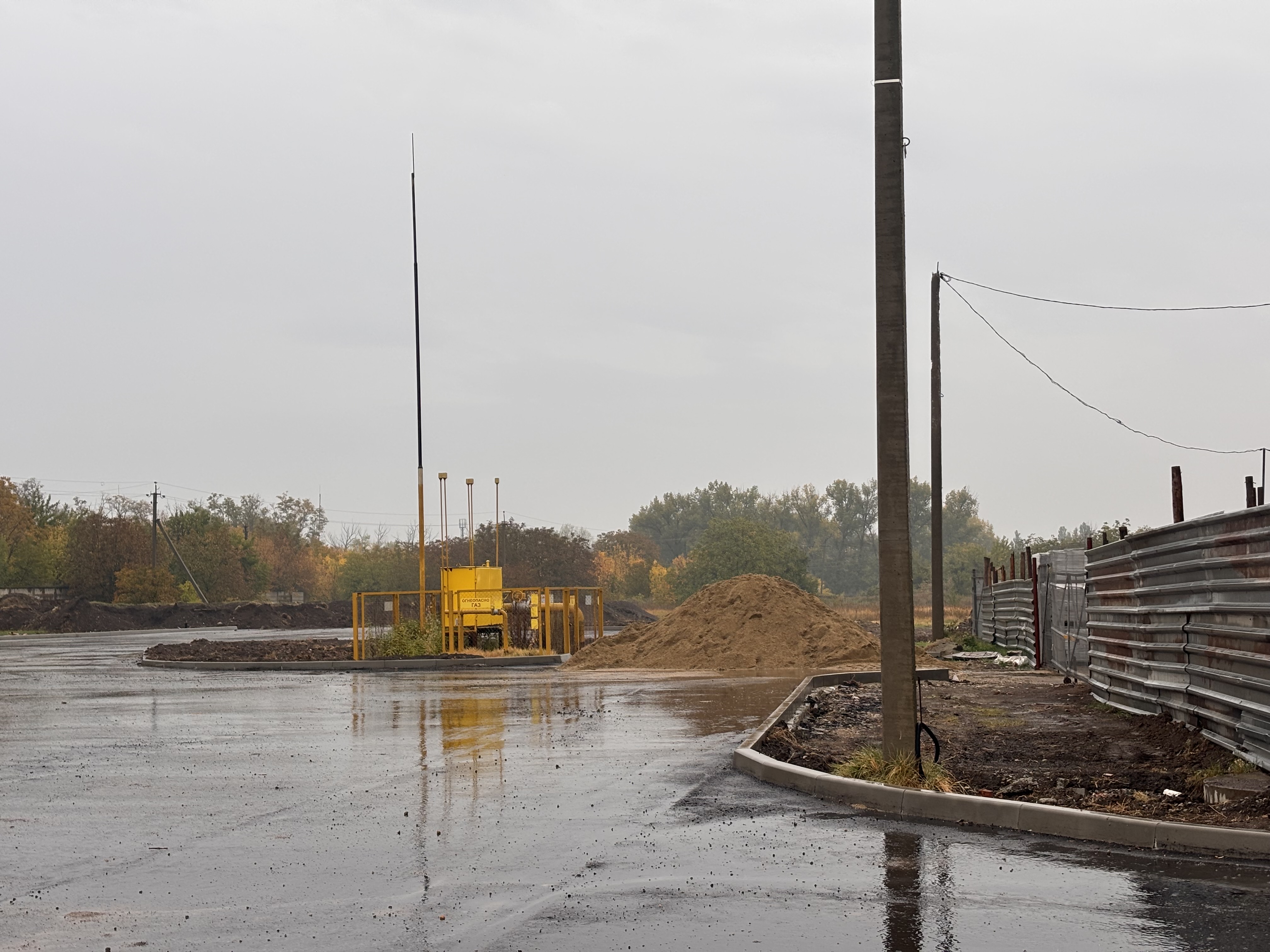 Ход строительства новостройки Южный Городок от застройщика Юг-Универсал: фото за Октябрь,2025 — (фото 1)
