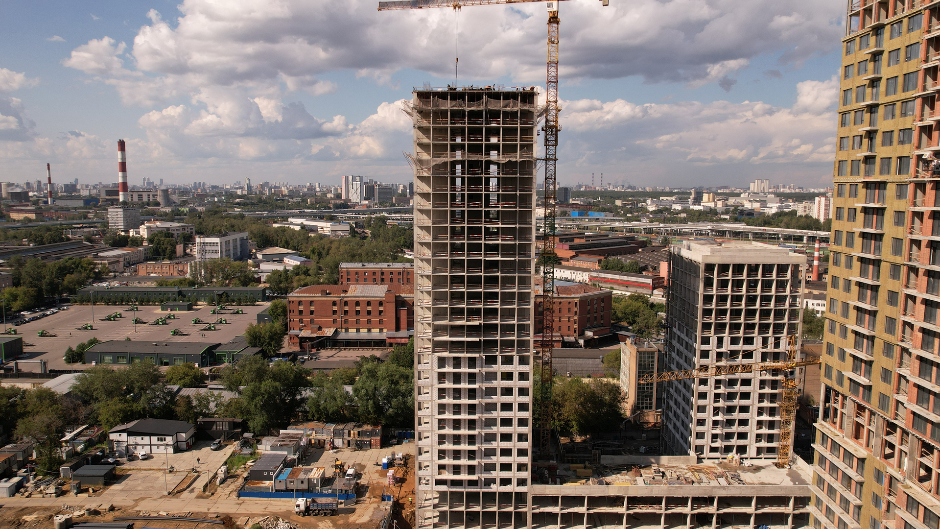 Ход строительства новостройки Бестселлер от застройщика Baza Development: фото за Август,2026 — (фото 1)