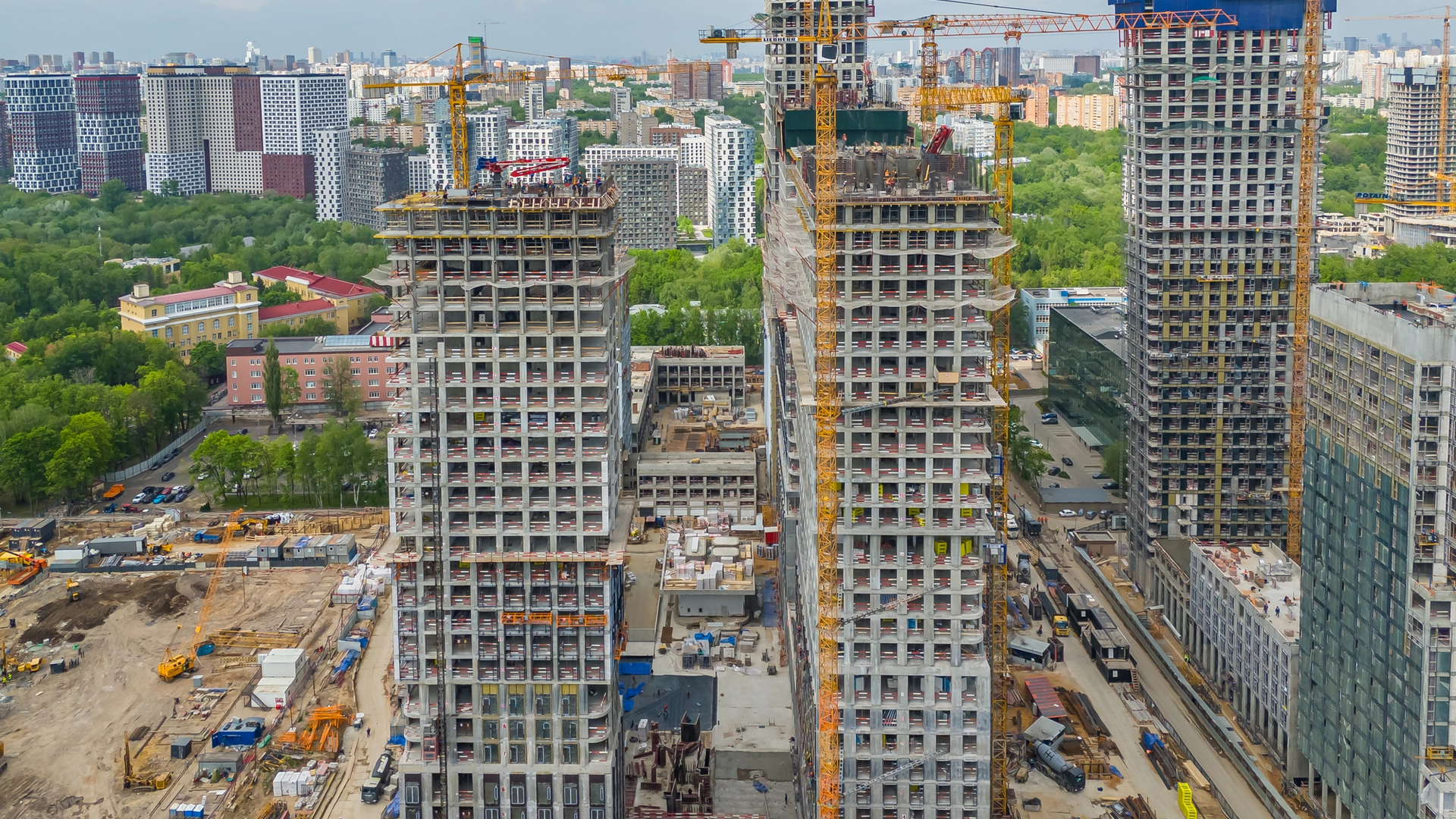Ход строительства новостройки Сет от застройщика MR Group: фото за Май,2026 — (фото 1)