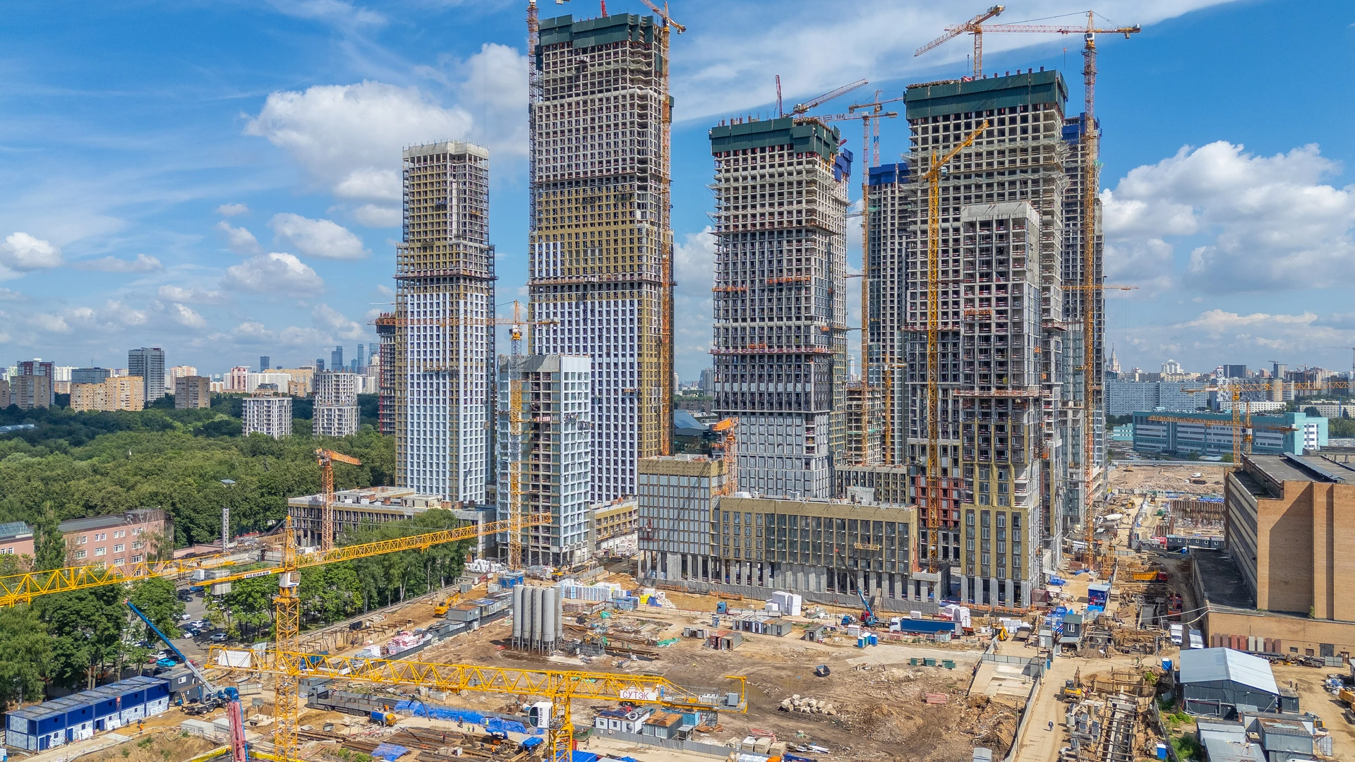 Ход строительства новостройки Сет от застройщика MR Group: фото за Июль,2026 — (фото 1)